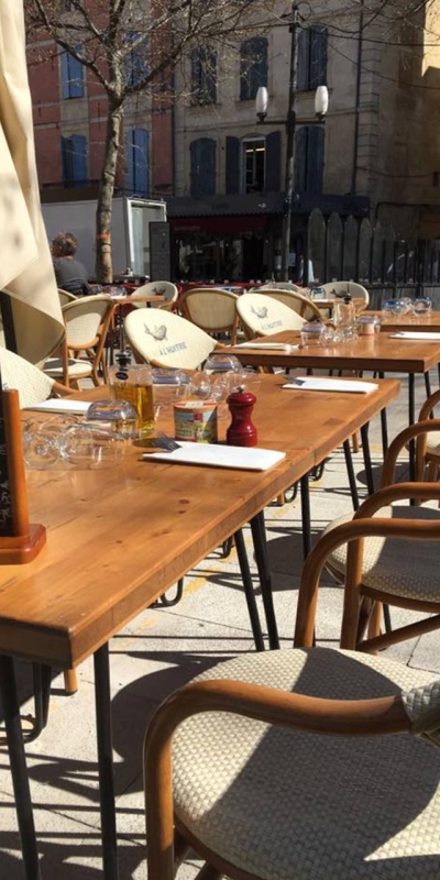 Du Bar à l'huitre - Le Restaurant - Restaurant Arles - meilleur restaurant ARLES